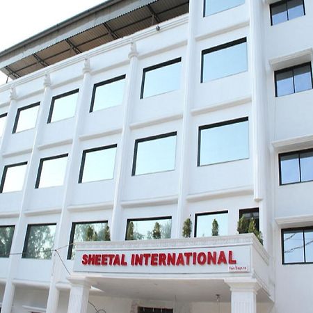 Sheetal International Rain Basera Rāipur Esterno foto